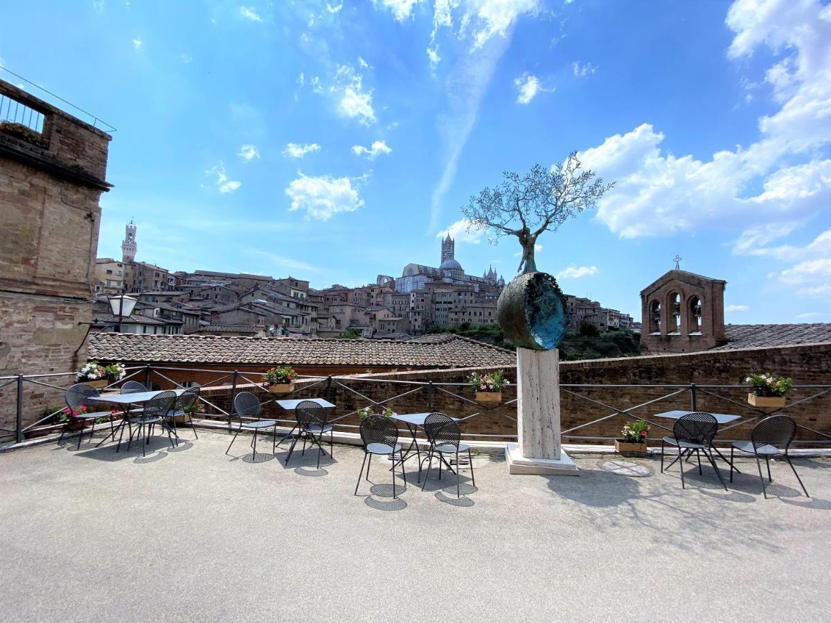 CAMPOREGIO 31- in centro con vista sul Duomo Siena Esterno foto