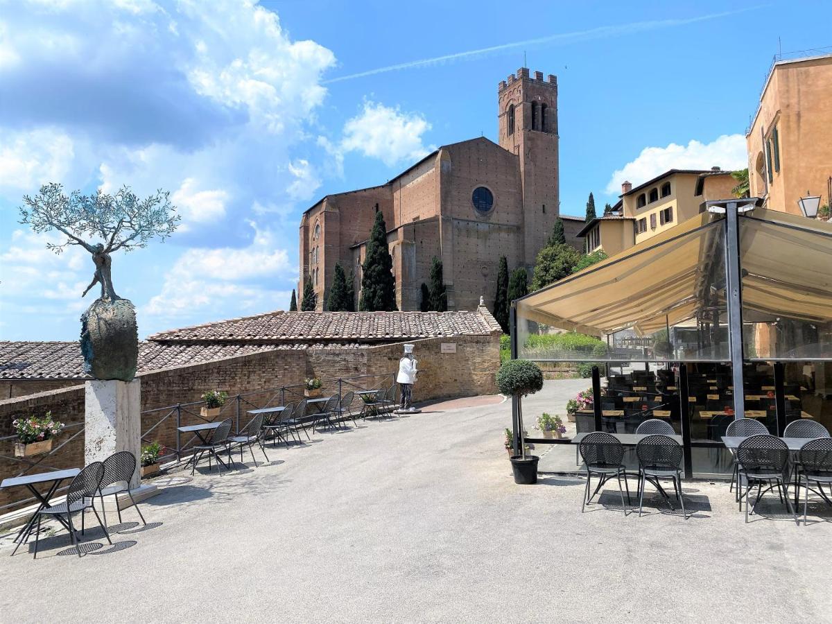 CAMPOREGIO 31- in centro con vista sul Duomo Siena Esterno foto